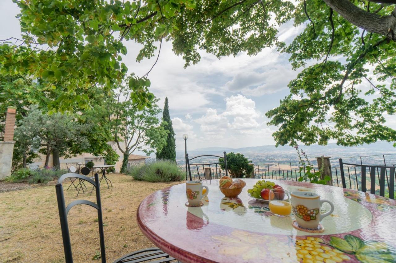Residenza Messer Pajola Assisi Buitenkant foto